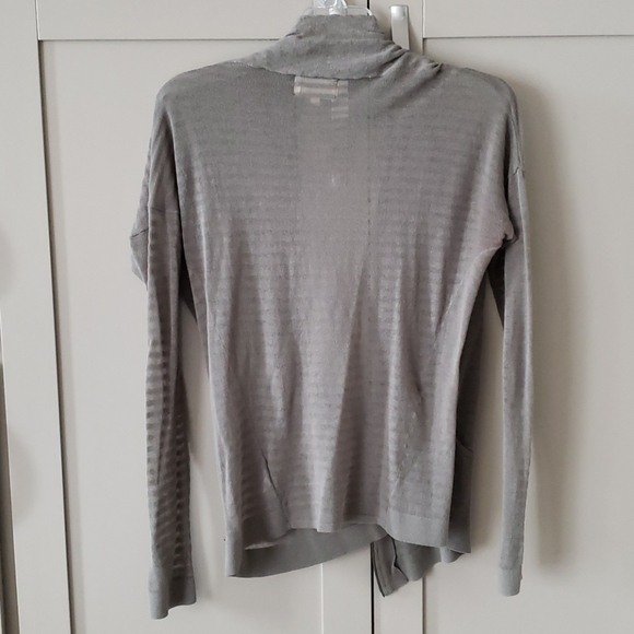 Shae moss green burnout side zip sweater. Sz small - Picture 8 of 8